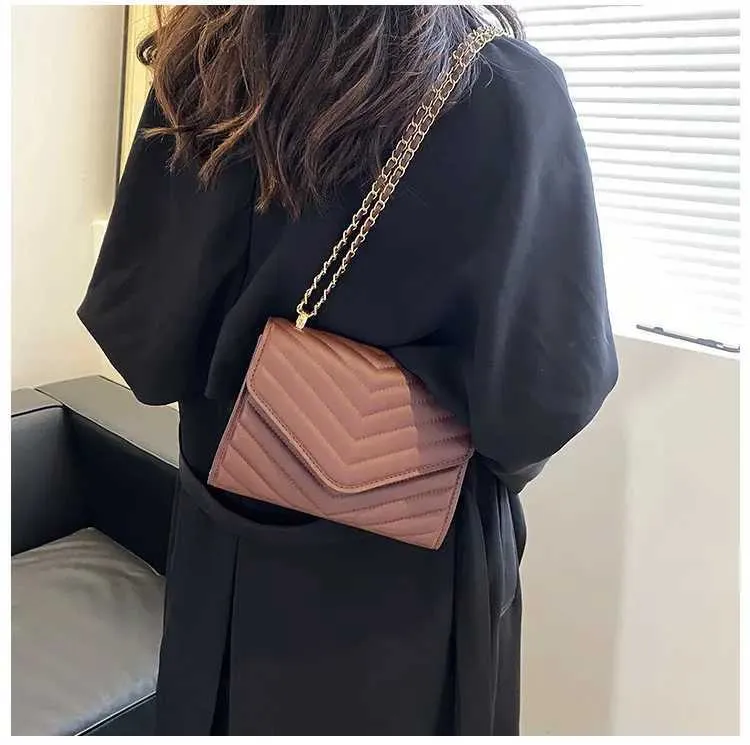 Retro Style Women's Small Crossbody Bag And Shoulder Bag Set_voghion.com