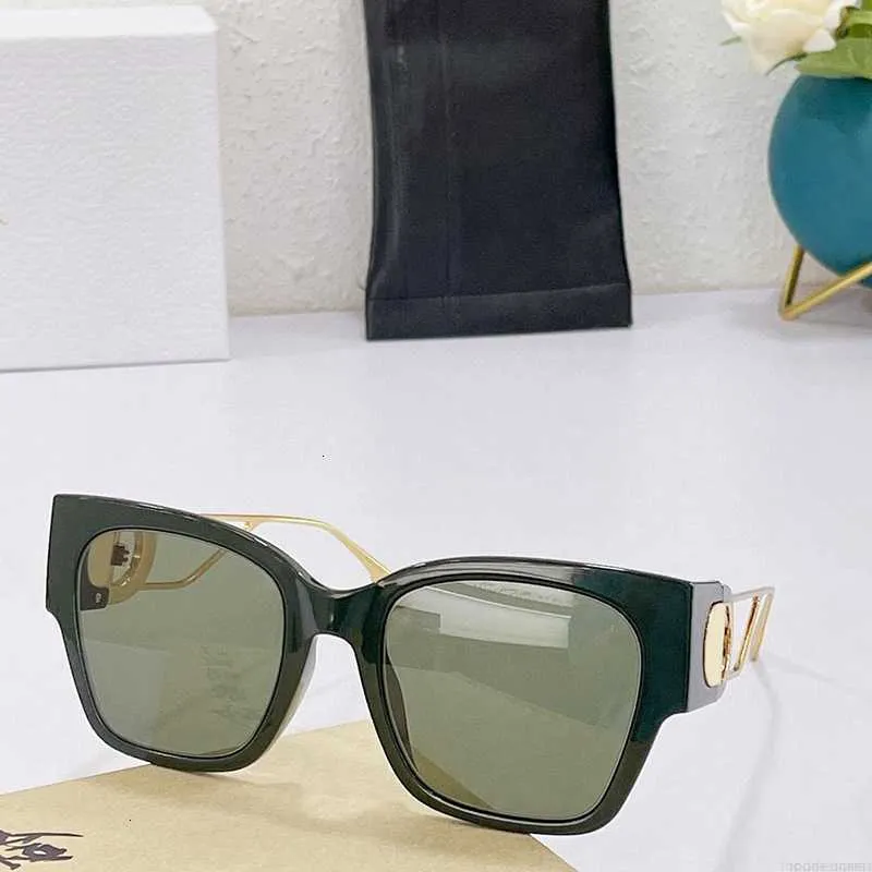 Sunglasses woman men Fashion Alphabet Sun glasses Brand Square Eyewear Retro Classic Chain sunglasses suitable for all_voghion.com