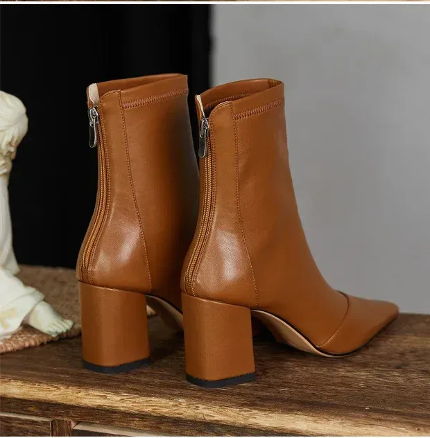 Vintage Dicke Frauen Stiefeletten Heels Boot Mode Spitzschuh Reißverschluss Winter Damenschuhe Leder Braun Kurze Booties_voghion.com