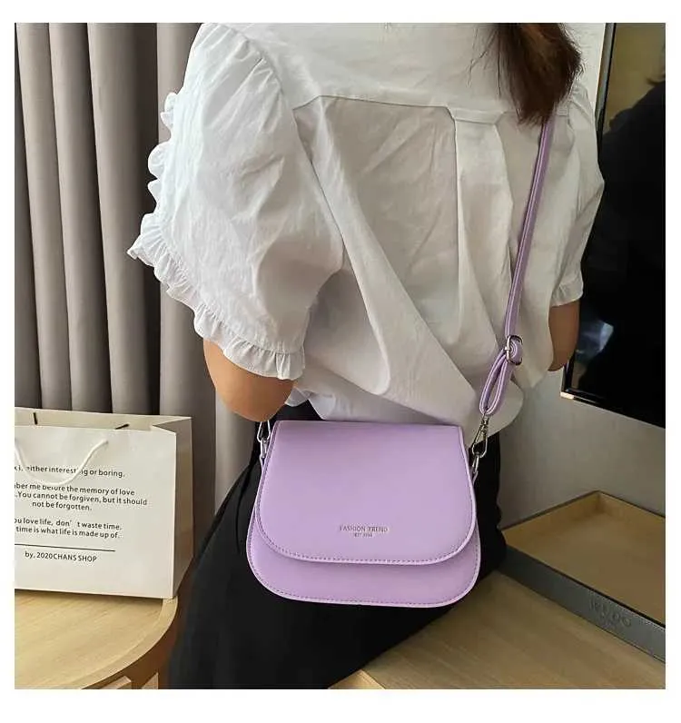Sac à bandoulière tendance en cuir PU pour femme, sacoche à rabat de couleur unie, simple, à la mode, pochette C241021_voghion.com