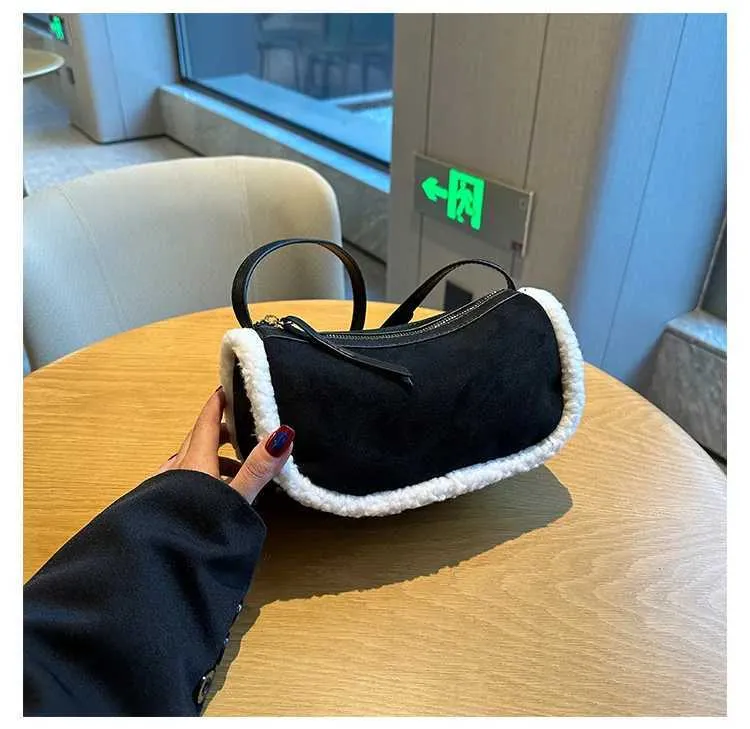 Women Retro Suede Crossbody Solid Patch Lamb Fleece Casual Shoulder Bags Female Commute All-match Messenger Pillow_voghion.com