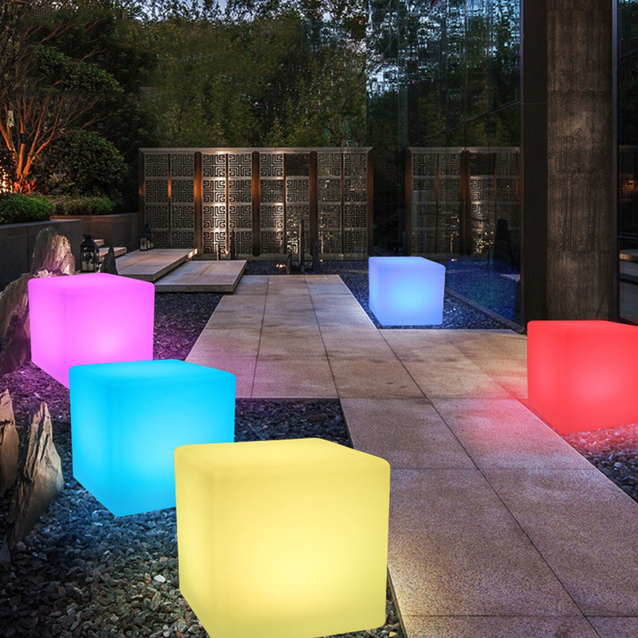 Thrisdar 30CM 40CM Led illuminato Mobili Bar LED Cubo Sedile Sedia Luce notturna Sgabelli da bar per esterni Lampade da tavolo in plastica_voghion.com