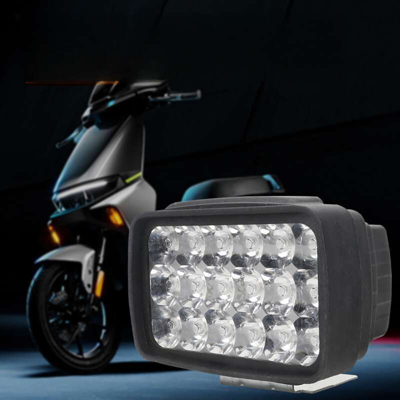 Akutoitel töötavad välised LED-esituled, tugevate ülieredate mootorratta prožektoritega, esituled_voghion.com