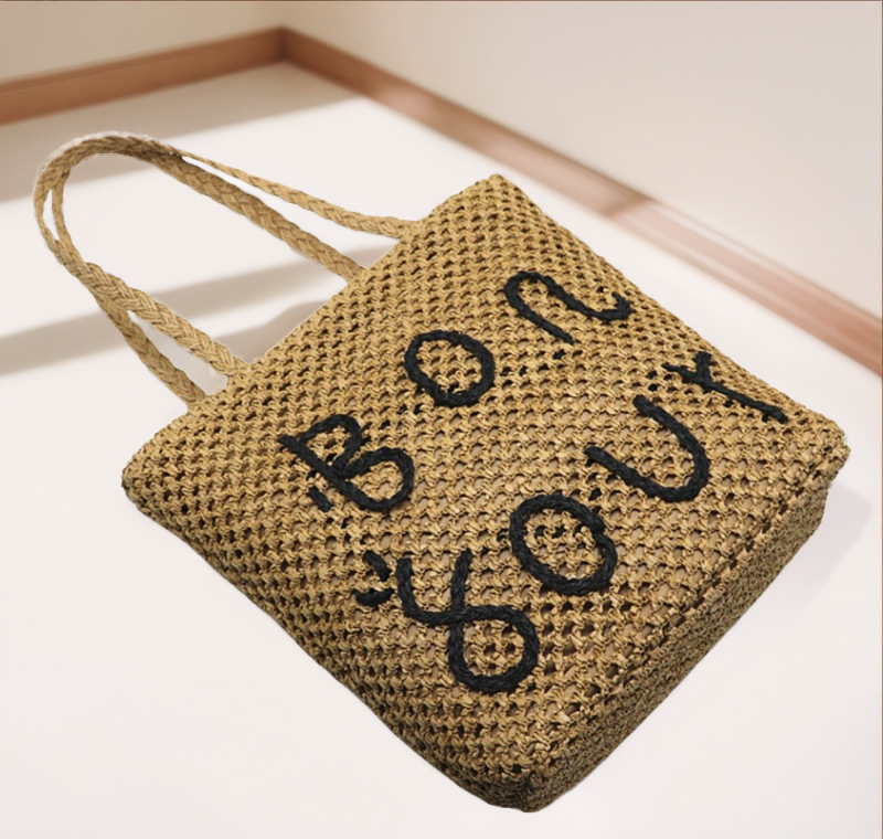 Women's letter woven bag single shoulder beach straw bag simple and generous_voghion.com