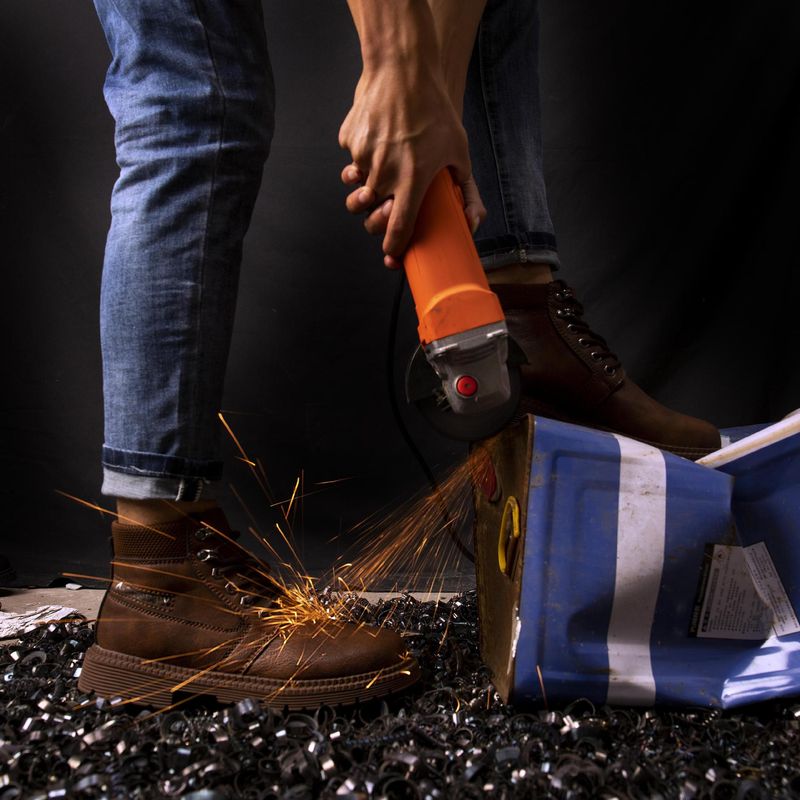 Tarpvalstybinio darbo plieninės pirštų apsaugos, patogios, kvėpuojančios, lengvos, apsaugančios nuo smūgių ir pradūrimų._voghion.com