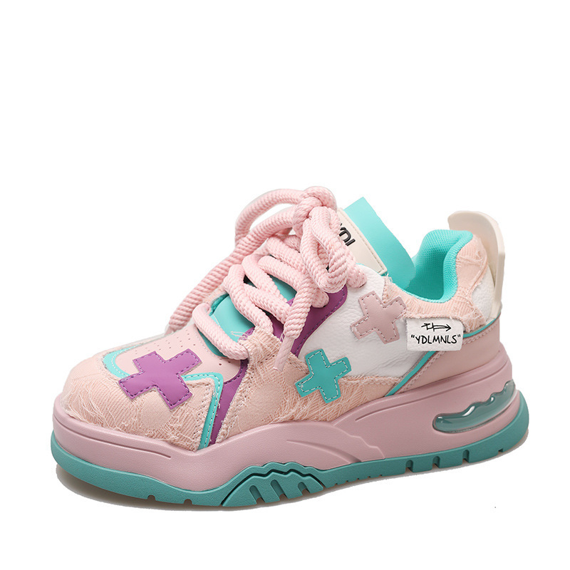 Small and niche cross stitching design, dad shoes, women's Instagram style, contrasting colors, trendy increase, thick_voghion.com