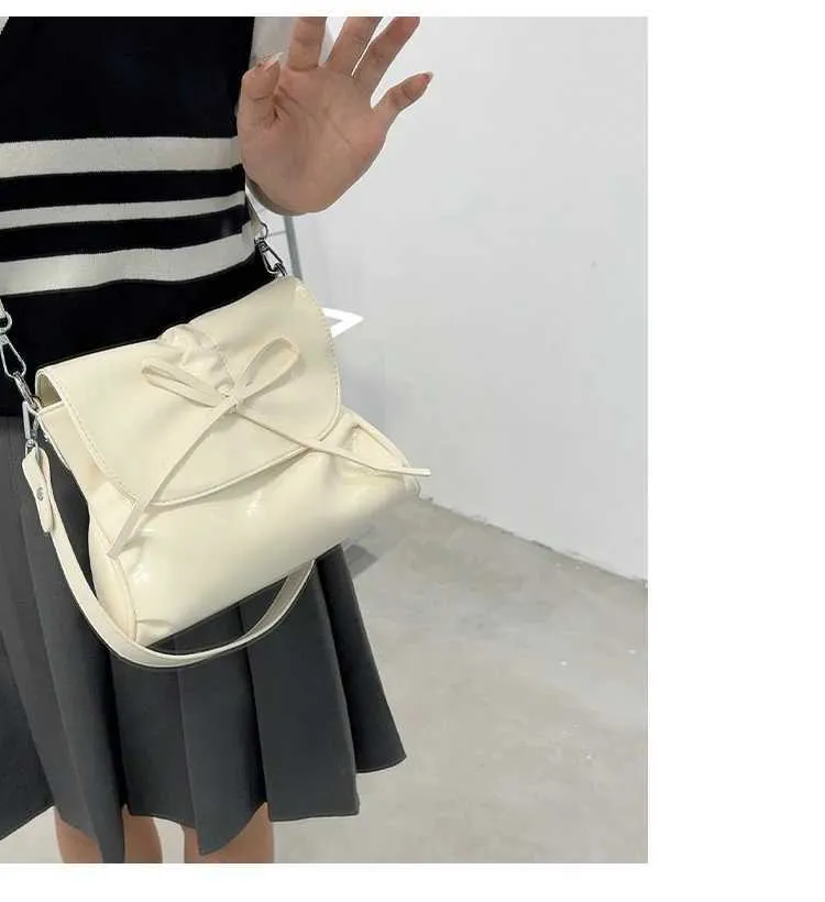 Stylish Women's Crossbody Shoulder Bag With Bows And Flap Closure_voghion.com
