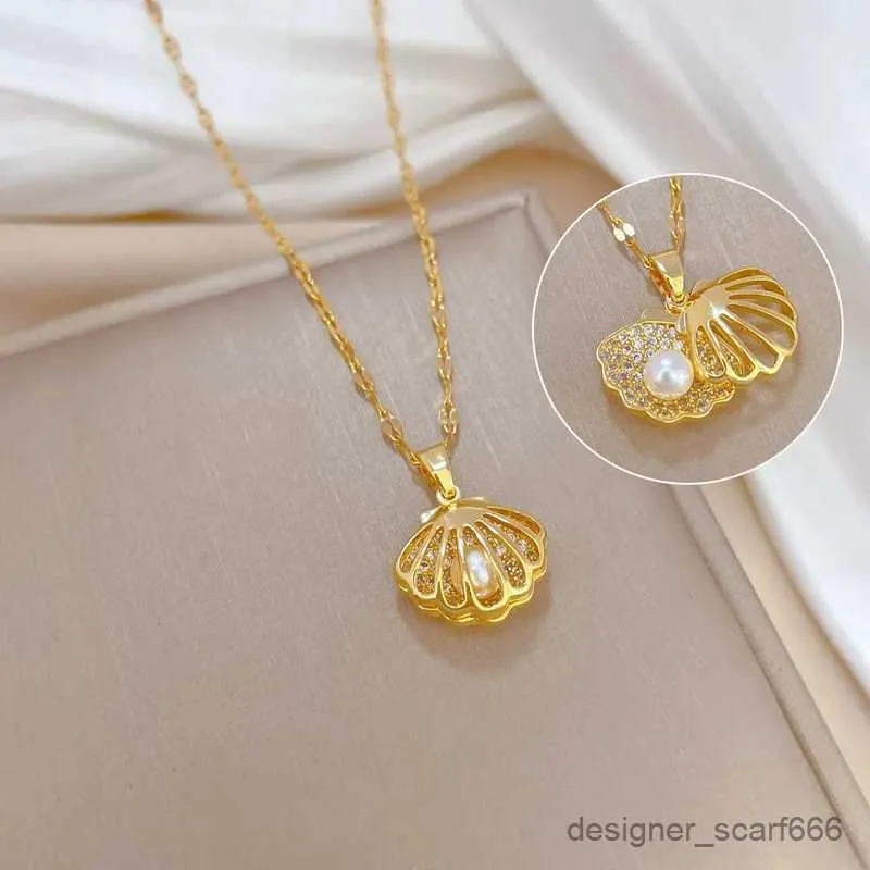 Anhänger Halsketten Modische leichte personalisierte Mikro-verzierte Schmuck Muschel Perlenkette klassischer Edelstahl_voghion.com