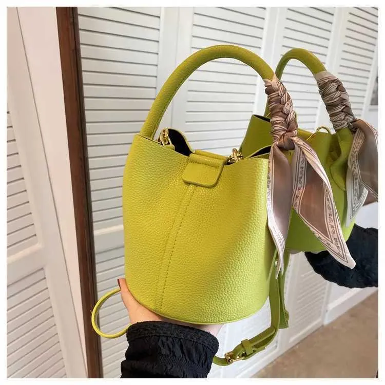 Axelremsväska för moderiktig handhållen hinkväska för kvinnor, designerväskor, handväskor och väskor, bolsos de mujerC241212_voghion.com