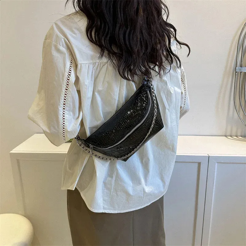 Vintage-Muster PU-Ledertaschen für Frauen Kette Gürteltaschen weibliche Hüfttasche Damen Umhängetasche Brusttasche 240729_voghion.com