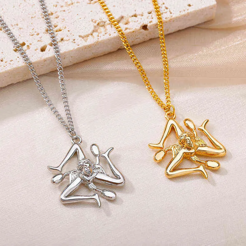 Trinacria Pendant Necklace Gold Stainless Steel For Women_voghion.com