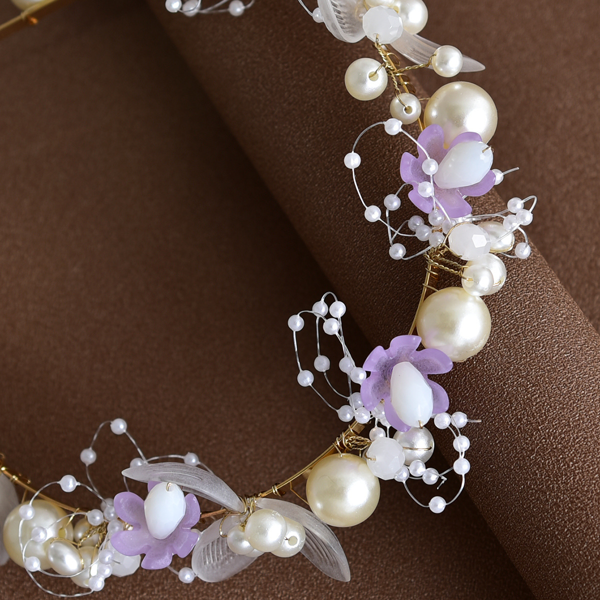 Haarschmuck für die Brauthochzeit, weiches Kettenstirnband mit weißen Blumen und handbestickten Perlen, Girlandenkrone für Mädchenkleider_voghion.com