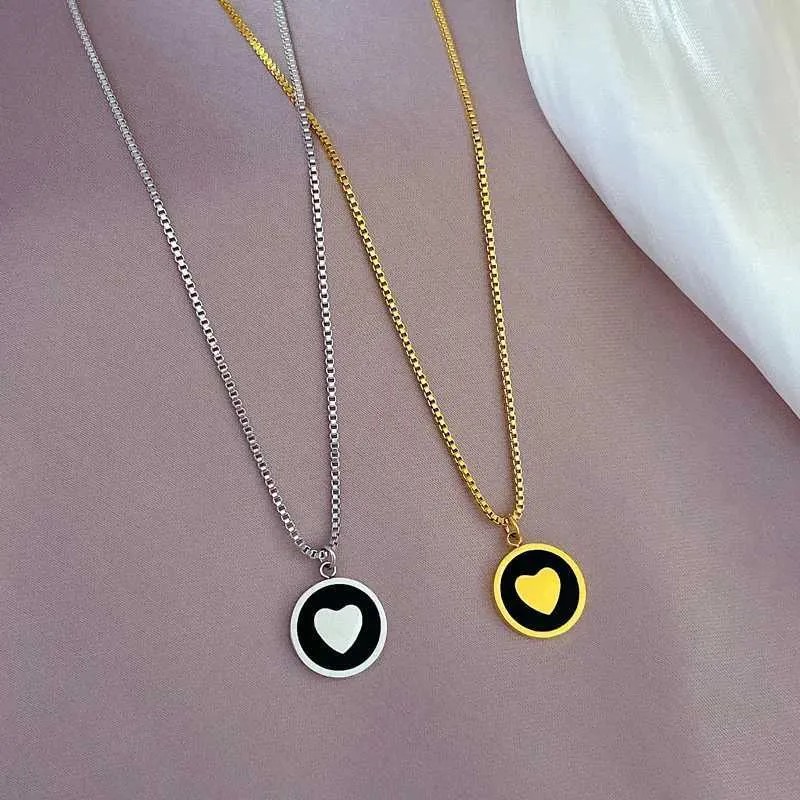 Kolyeler Kadınlar İçin Basit Kalp Kolye Paslanmaz Çelik Yuvarlak Madeni Para Disk Emaye Charm Choker Unisex Pop Takı_voghion.com