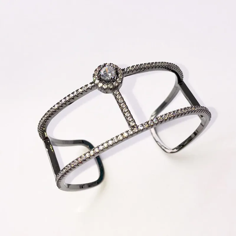 Pulseira personalizada punk generosa linha larga recorte zircão pulseira_voghion.com