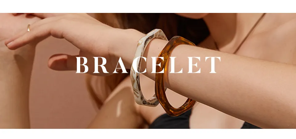 Pulsera minimalista de acero inoxidable chapado en oro macizo PVD de tres capas sin deslustre Perisbox_voghion.com