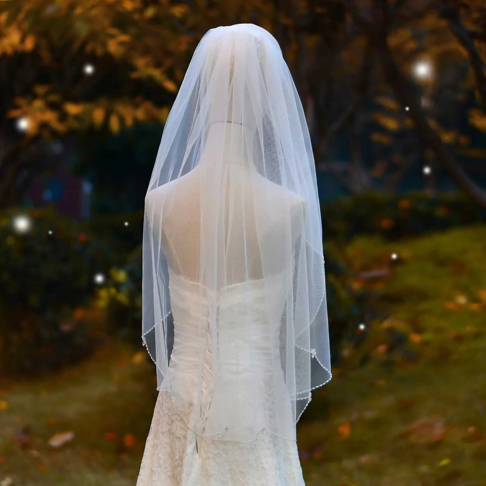 Hair Jewelry V118 1T Pearls Bridal Fingertip Scalloped Edge Rhinestones Crystal Wedding Veil With Comb Short Elegant_voghion.com