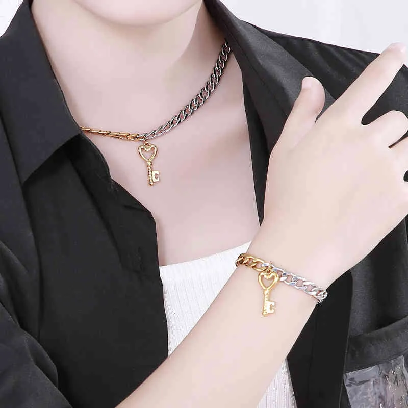 Set di gioielli in acciaio inossidabile Kalen, 6 stili, con ciondolo a forma di cuore, a forma di farfalla, con chiave e scritta "Amo la mamma", collana e bracciale._voghion.com