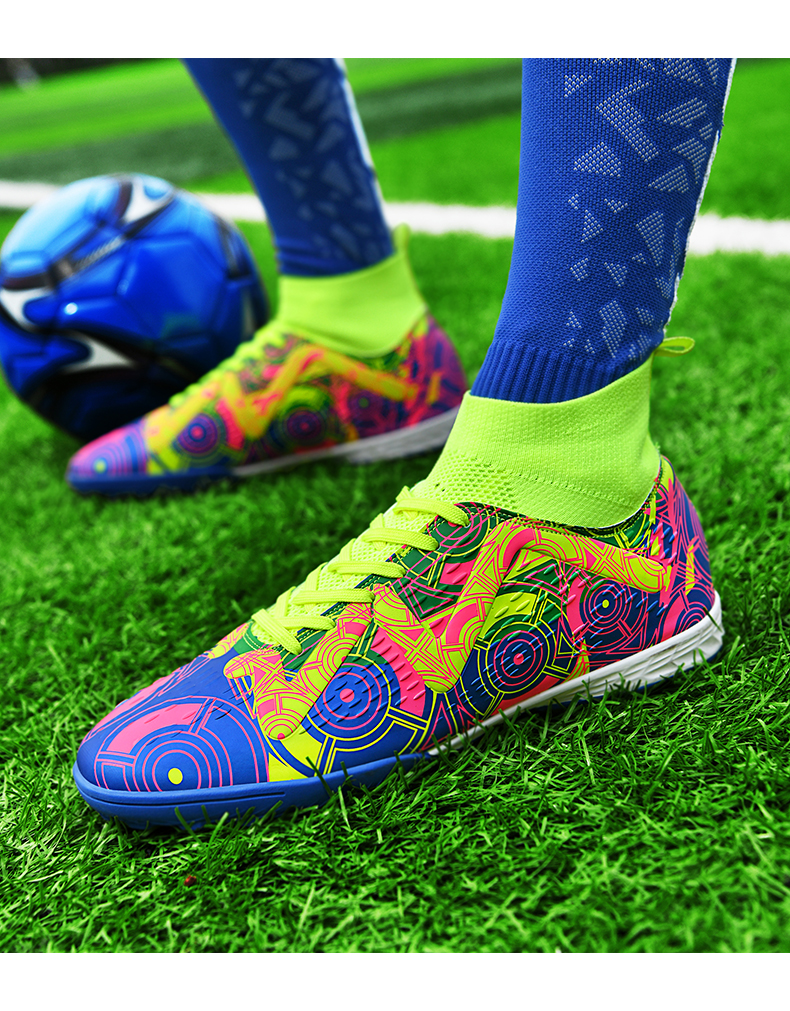 Sapatos de futebol ao ar livre Tênis masculinos Botas de futebol Adolescentes Adultos Crianças Chuteiras Antiderrapantes Ultraleve Unissex Turf Futsal_voghion.com