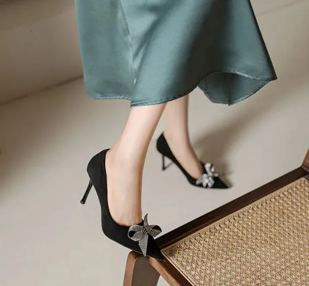 Scarpe da donna con tacco alto, estive, stiletto, per ufficio, nere, con punta a punta e fiocco, con tacco alla moda_voghion.com