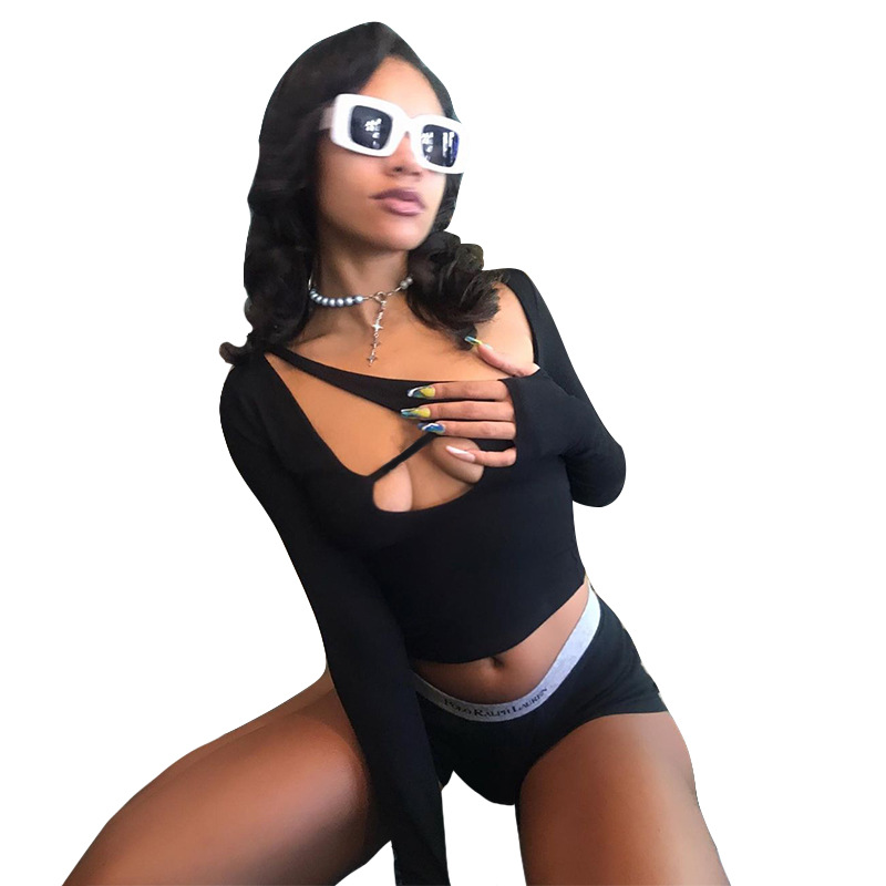 Plus Nine M20764T Winter New Irregular Hollow Diagonal Neck Long sleeved Open Navel Top for Women_voghion.com