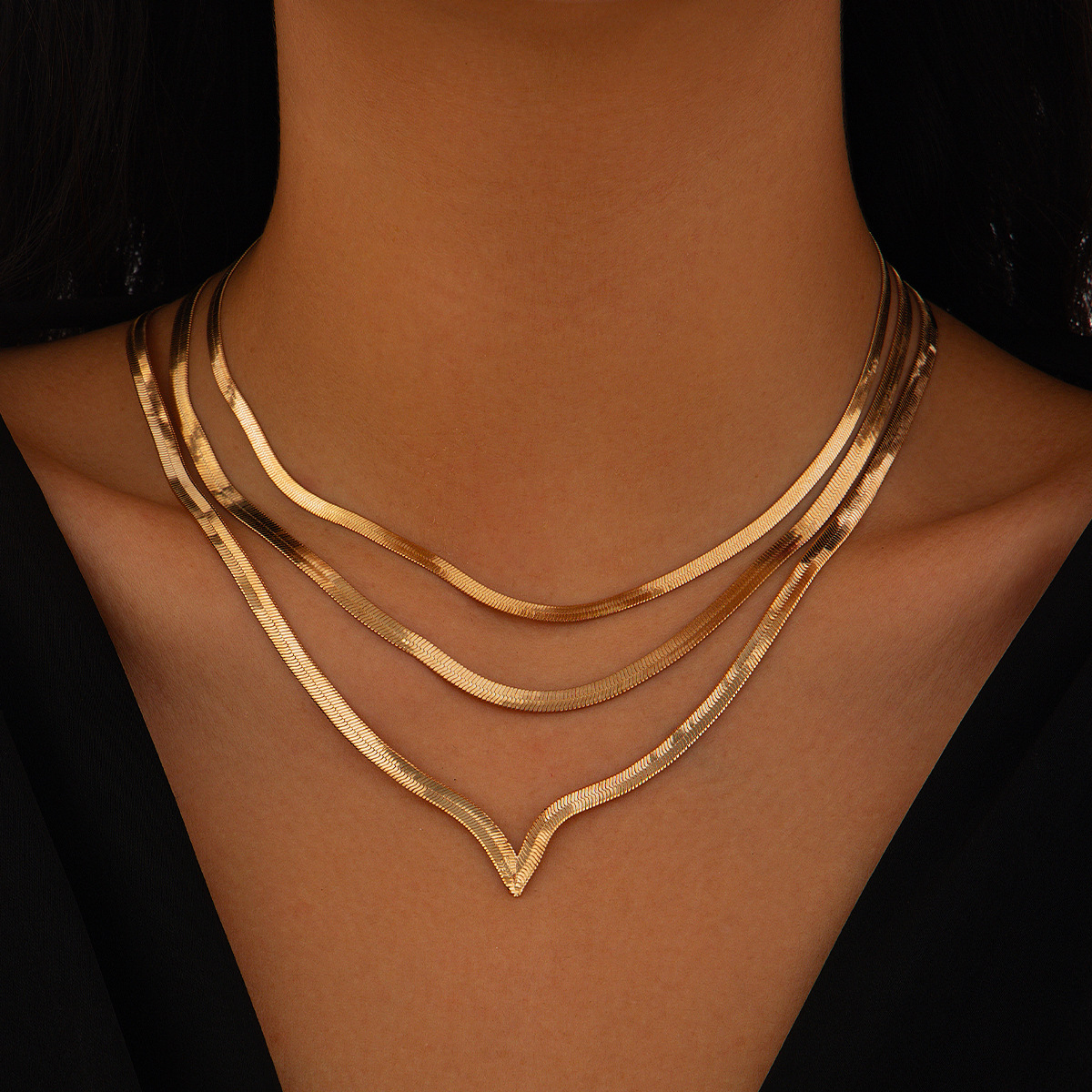 Collar vintage de hueso de serpiente en capas, collar de serpiente plano en forma de V de cobre, collar gargantilla de tres capas, joyería para mujeres y niñas