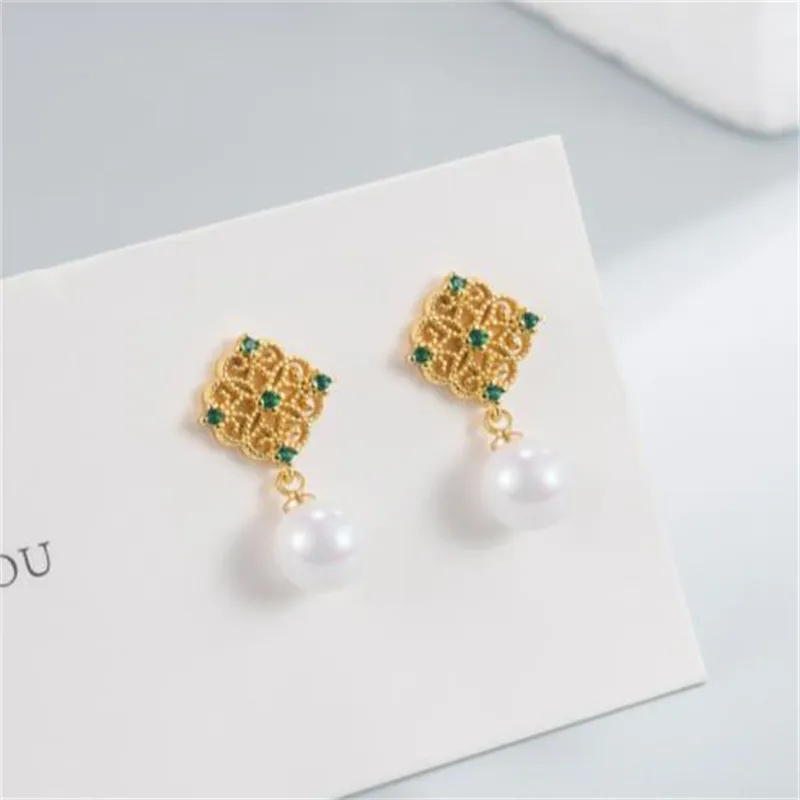 Chic Pearl Drop Earrings With Gold Crystal Accents In Silver_voghion.com