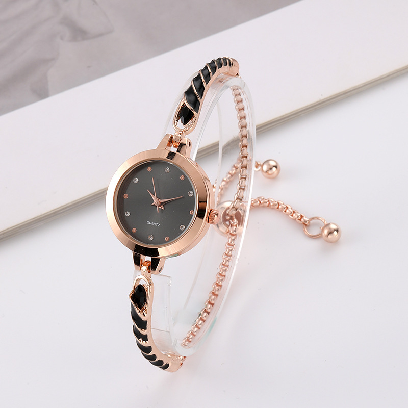 Dameklokke med kvartsklokke, liten urskive, slank armbånd, gratis justering, tilbehør_voghion.com