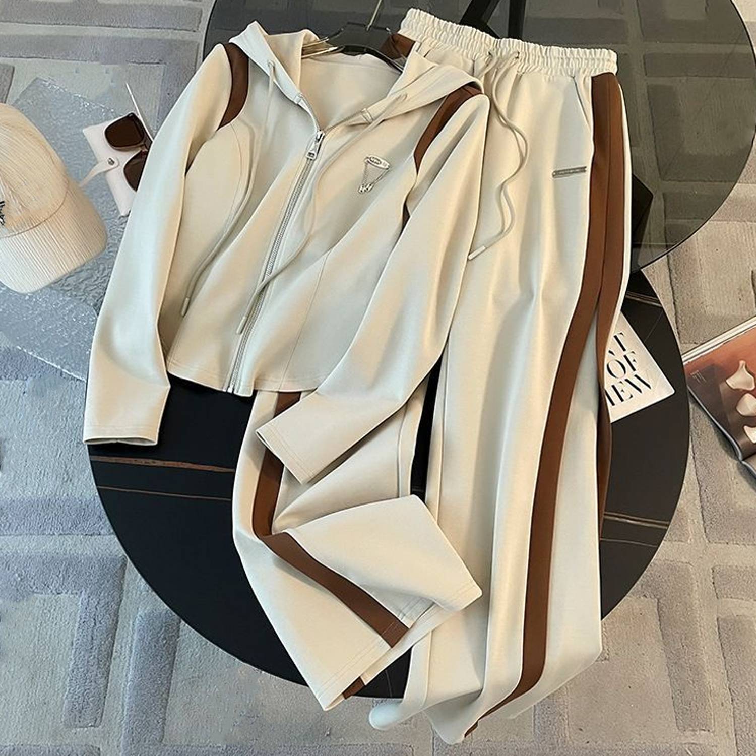 Vêtements pour femmes, costume de sport décontracté pour femmes, automne, coutures de couleur contrastée, cardigan à capuche, veste, pantalon à jambe large, costume deux pièces à la mode
