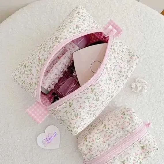 Home>Products>wer Bag>wer Fluffy Wrinkle Makeup Bag Y241023_voghion.com