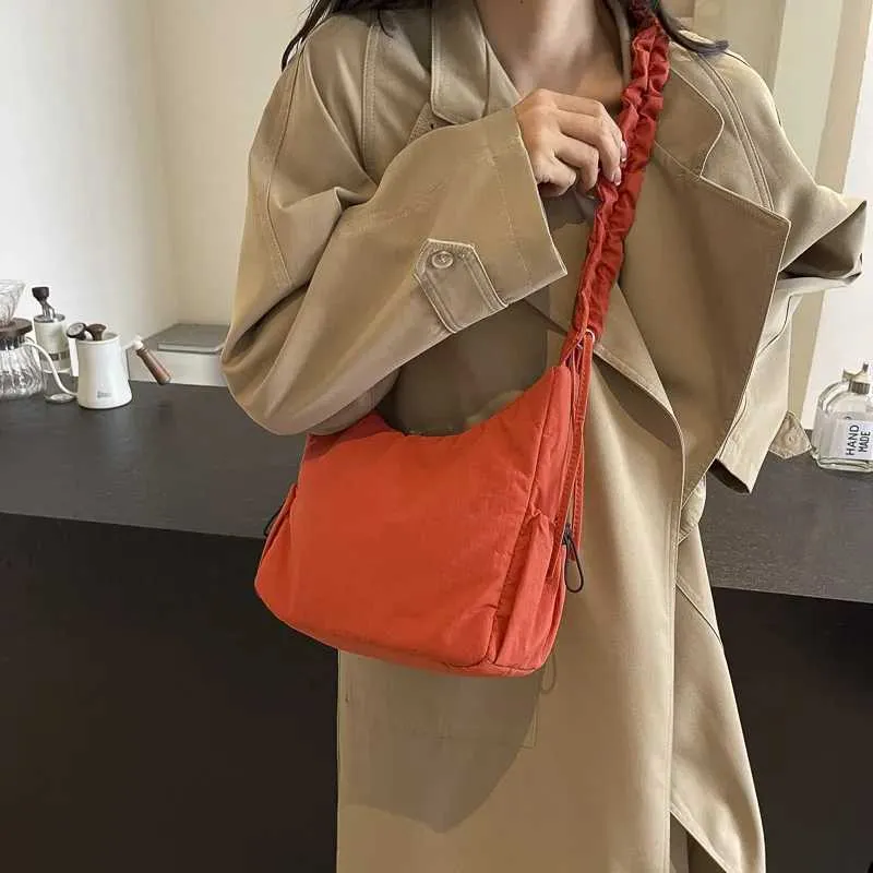 Dames schoudertas hobo tas shopper van zachte stof_voghion.com