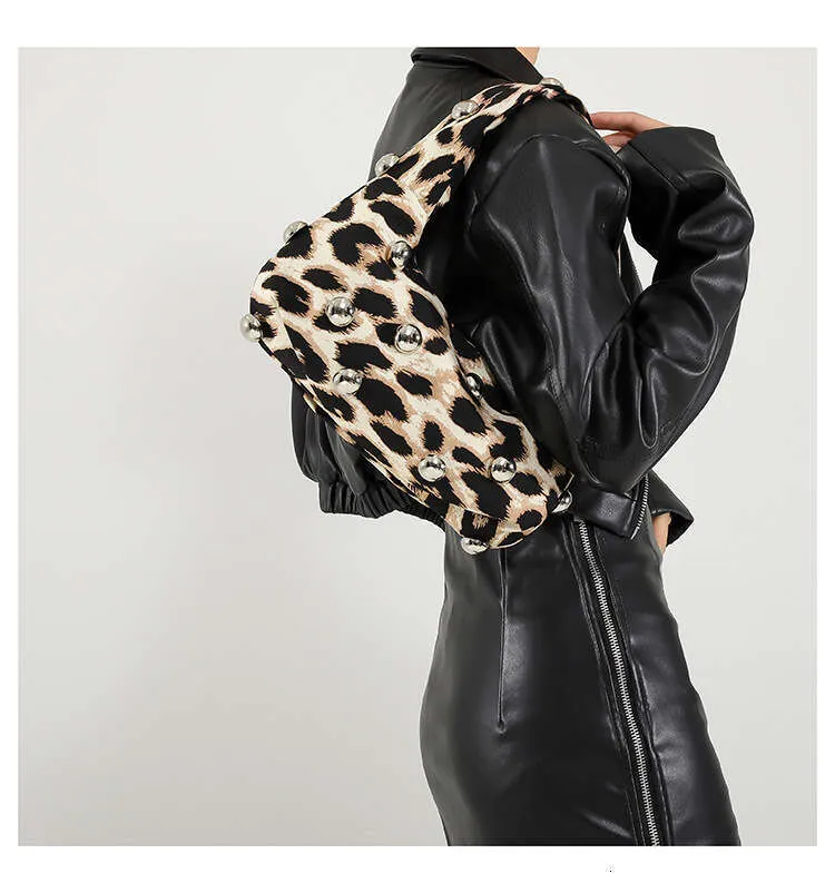 Leopard Print Shoulder Bag And Crossbody Bag For Women Stylish_voghion.com