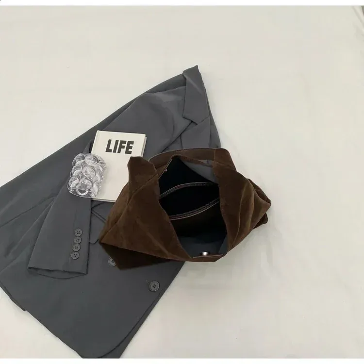 Hochwertige, weiche Taschen, hautfreundlich, Veet 2024, Magnetschnalle, große Kapazität, modische Damen-Umhängetasche 240829_voghion.com