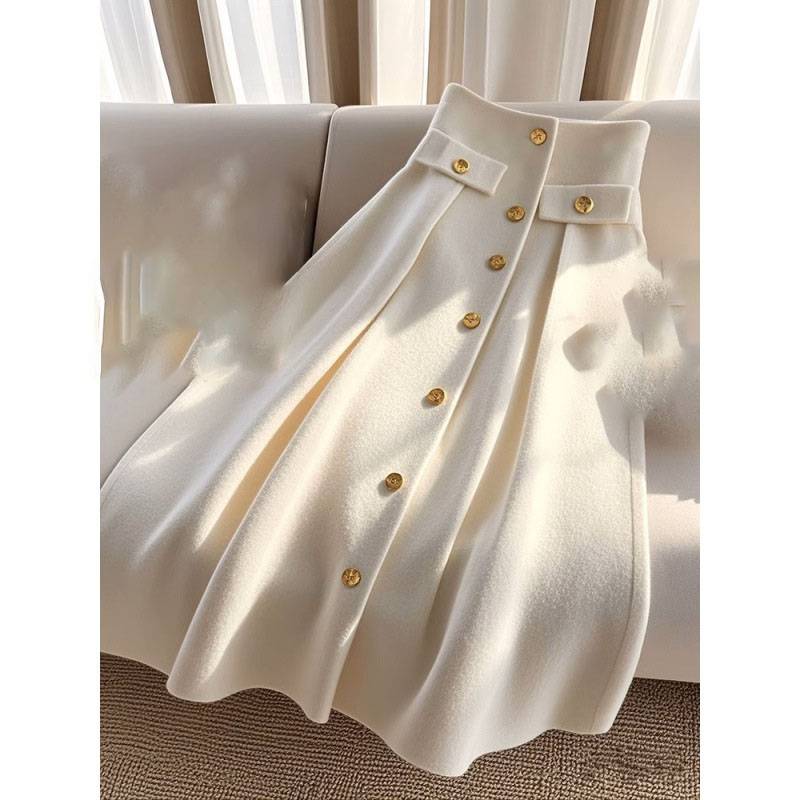 Jupe tricotée blanche pour femme Jupe trapèze polyvalente d'hiver rajeunissante Jupe légère de luxe haut de gamme