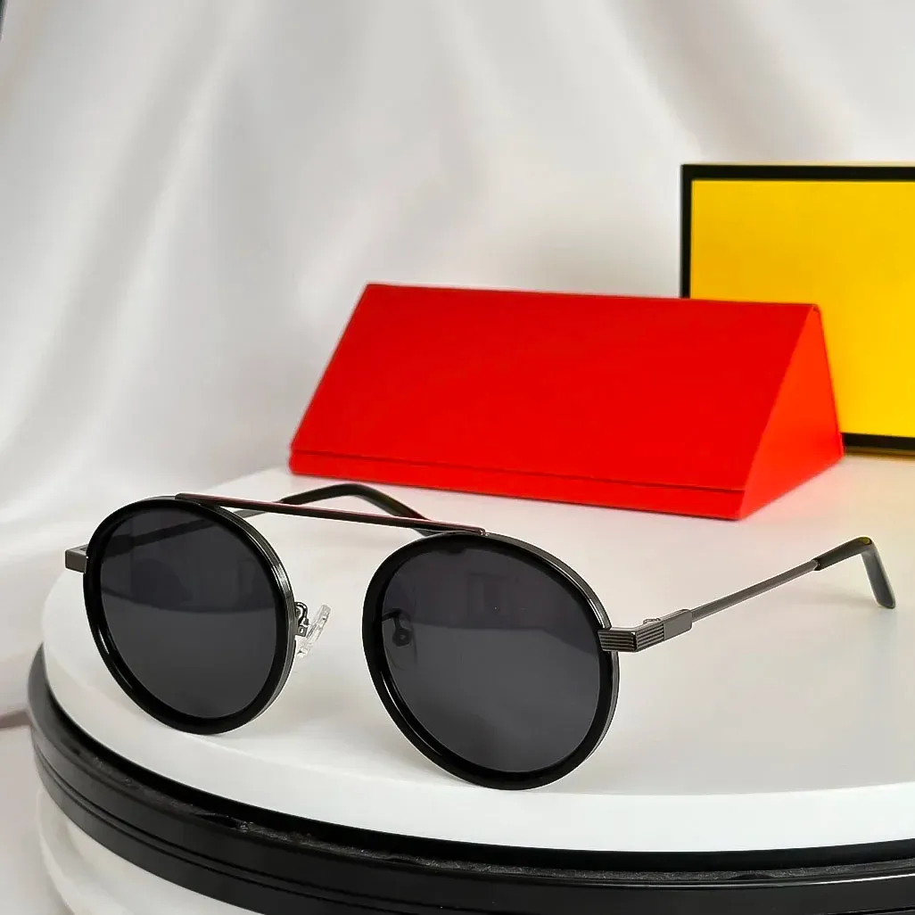 Sunglasses Women Outdoor Sunshine Beach Travel Guest Round Eyewear UV400 High Quality Design Unisex Personality Fashion_voghion.com