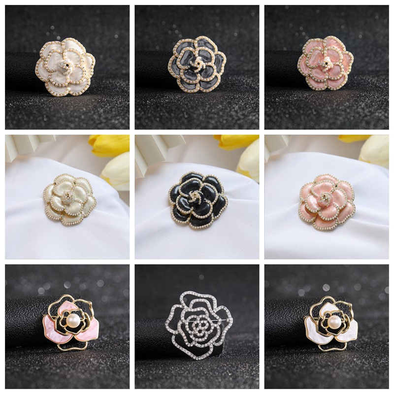 Clothing oil dripping camellia accessories, temperament matching clothing, exquisite brooch pins for women