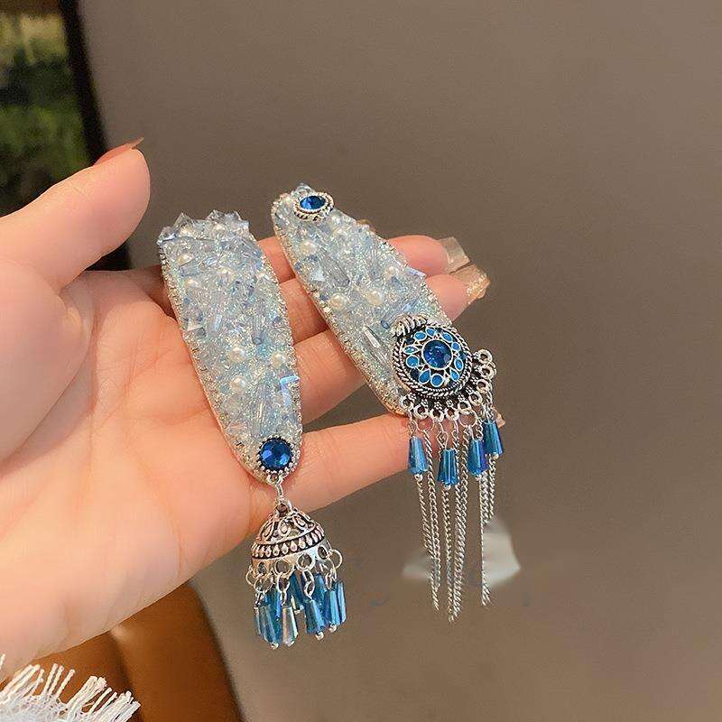 Blauer Kristallperlen-Anhänger im ethnischen Stil, Temperament im nationalen Stil, seitliche Ponydekoration, Bruch und Clip voller Diamanten_voghion.com