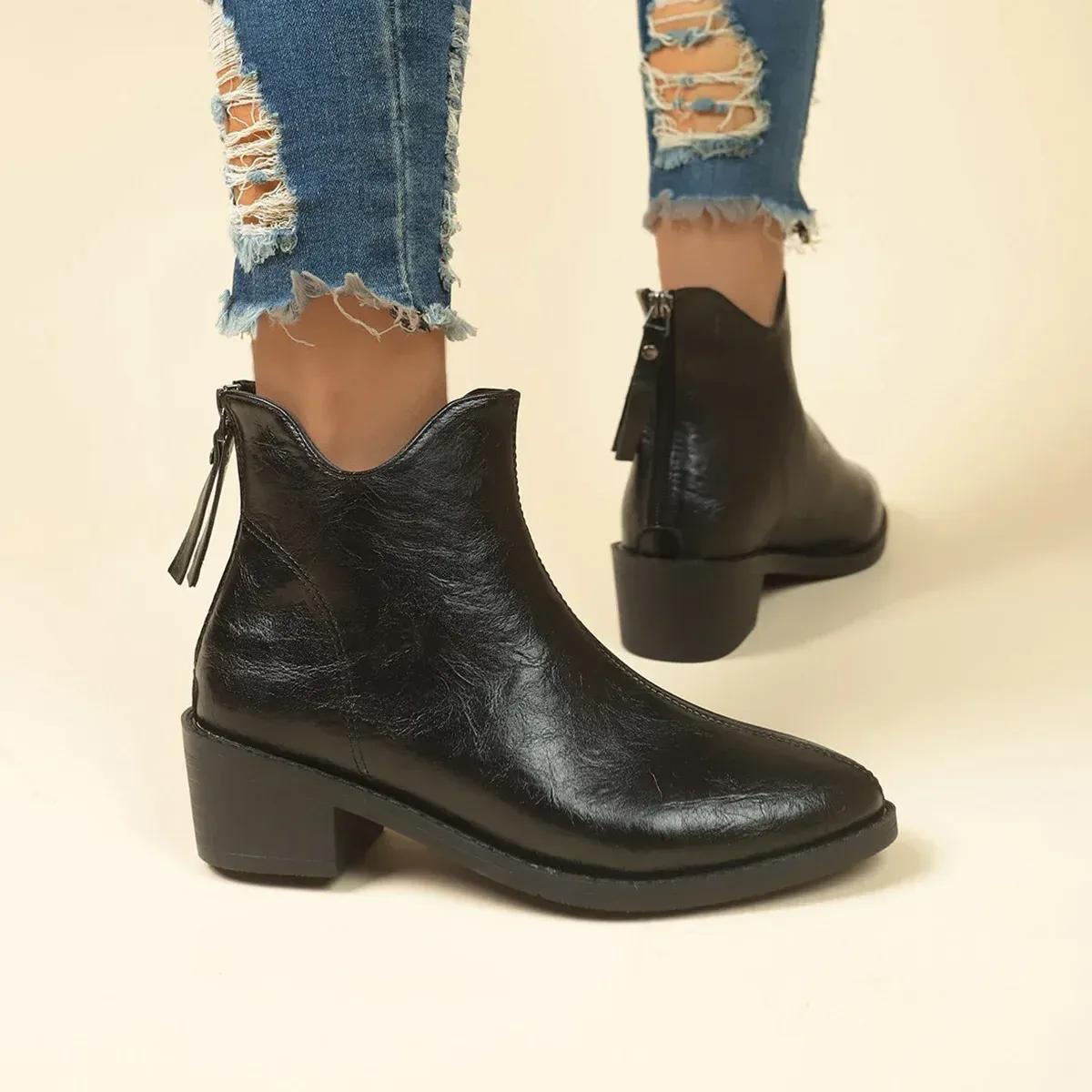 Mulheres salto médio tornozelo tendência design robusto pontudo inverno gladiador botas femininas zíper bombas botas mujer 202_voghion.com