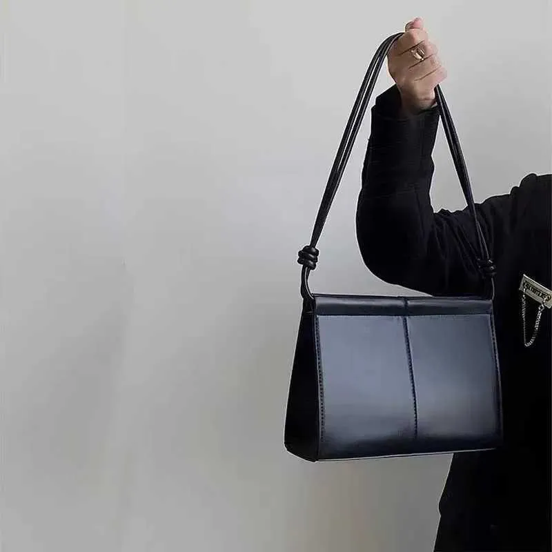 2024 Niche Design New Womens Bags Height Texture Ins Korean Cold Style Underarm Women Square Sg Bag Shoulder Ba241105_voghion.com