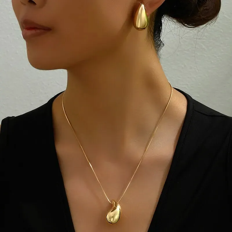 sieradenontwerper vrouwen kralen kettingen oorbellen waterdruppelvorm sieradenset 2 stuks ketting oorbellen goud zilver_voghion.com