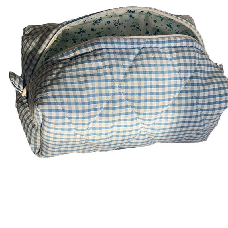 Fasion Ceckered Makeup Large Capacity Portable Travel Cosmetic Storage Organizer Cotton Quilted Was Bag Skincare_voghion.com