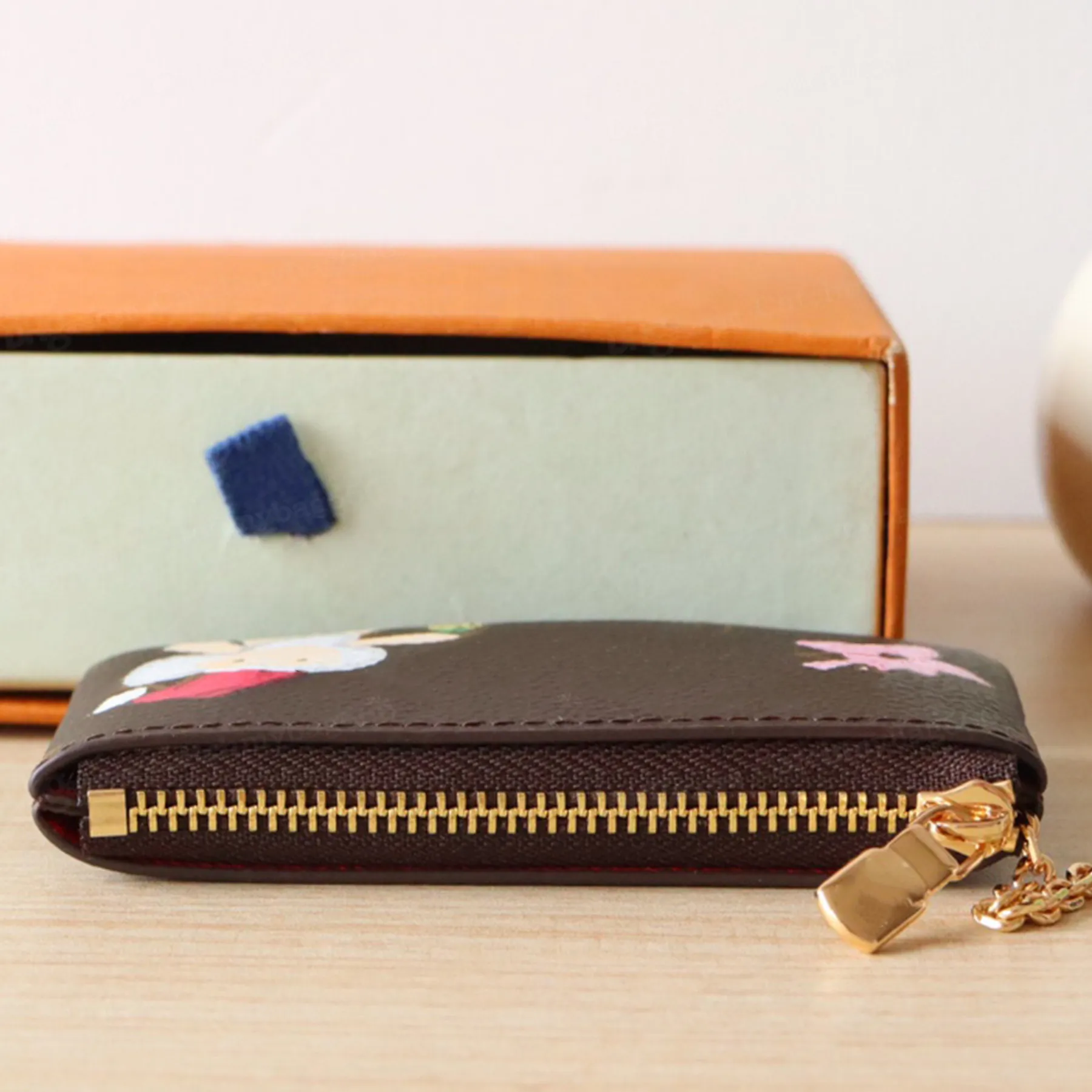 top Quality 10A Wallet Designer Coated Canvas Key Pouch Grained Cowhide Leather Lining Purse Gold Hardware Wallets Chain_voghion.com