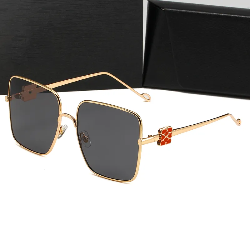 Designer Sunglasses Vintage Rectangular Gold Metal Frame Unisex_voghion.com