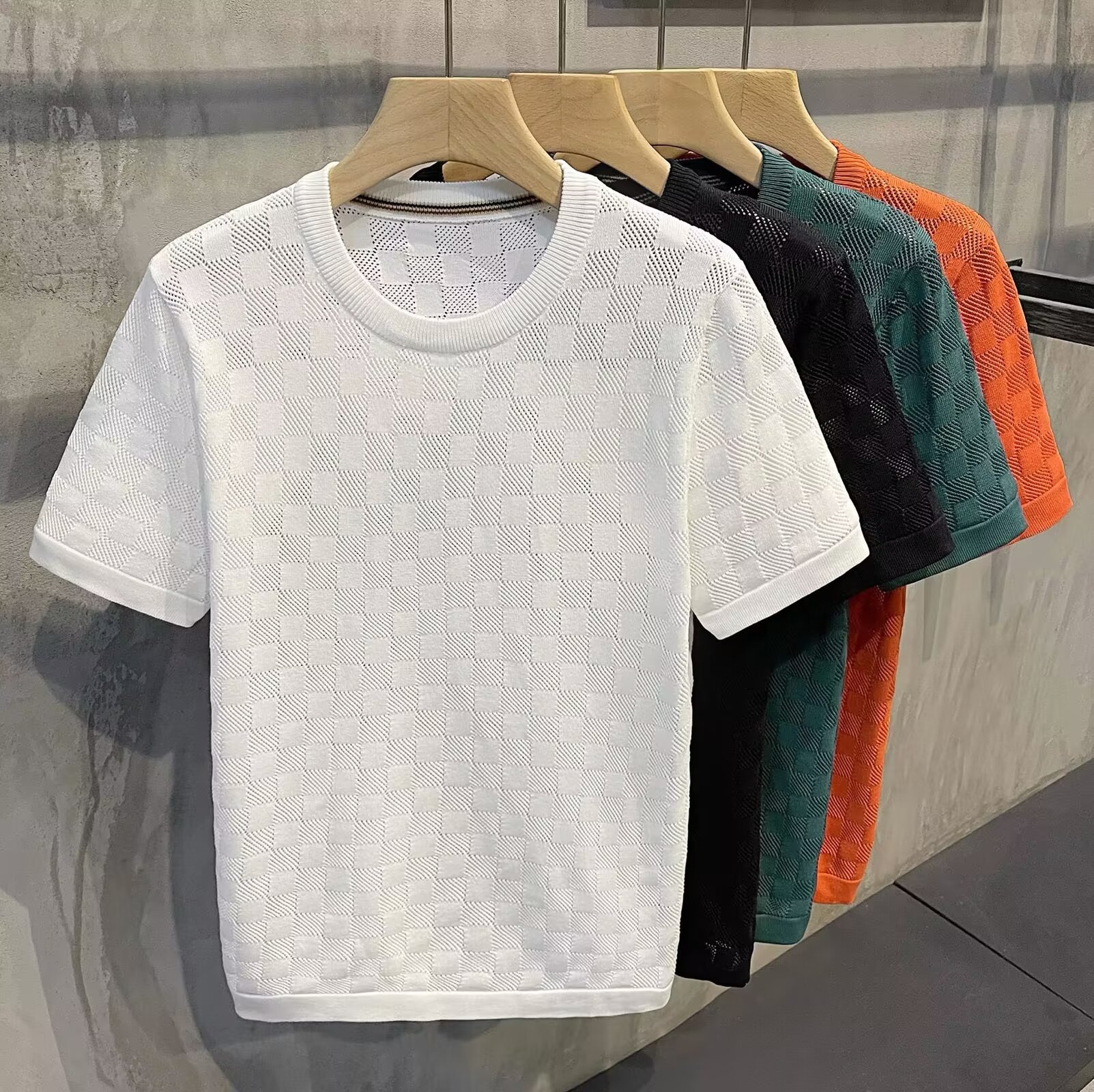 High-end spring and summer thin hollow knitted short-sleeved men's Korean-style mesh breathable round neck knitted sweater men's T-shirt