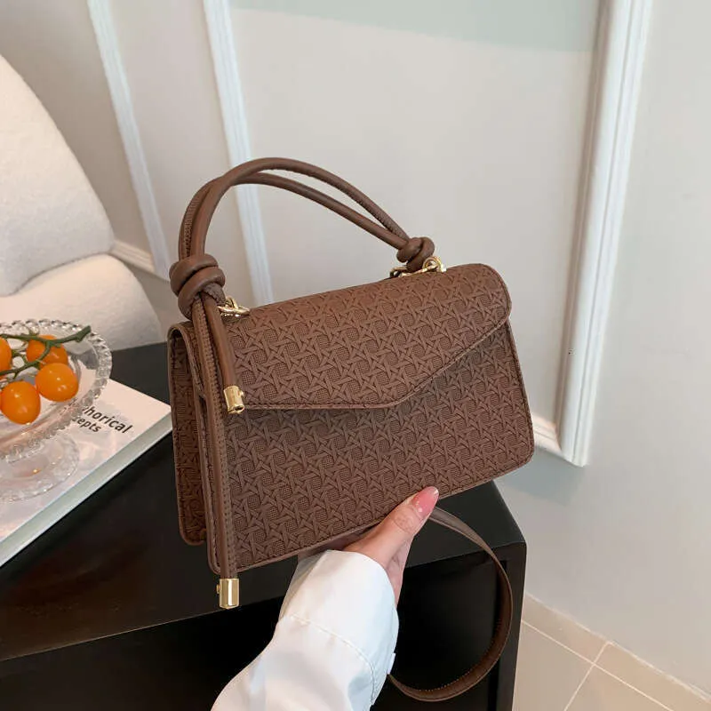 Crossbody Shoulder Handbag With Diamond Lattice Quilted Pattern_voghion.com