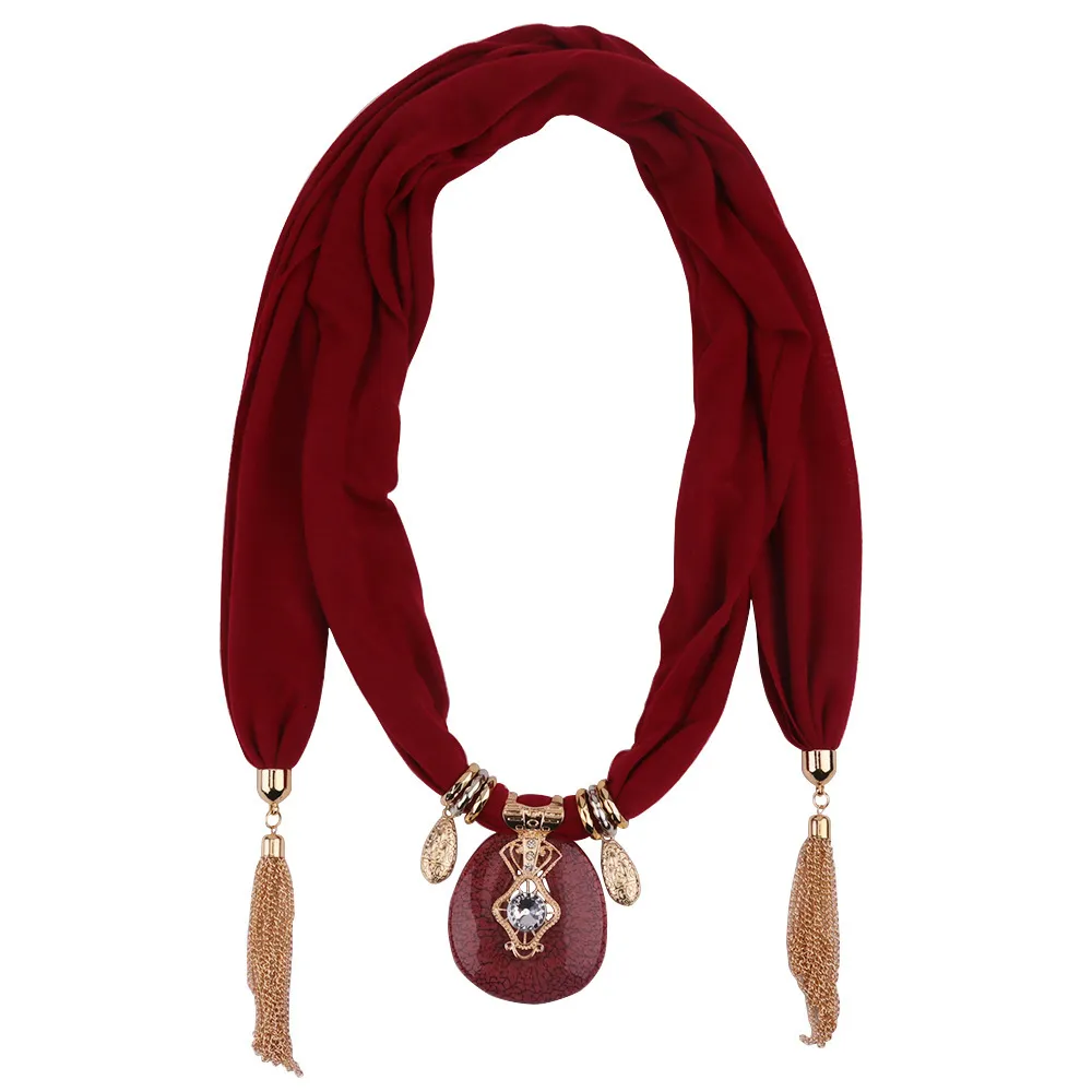 Large Horse Resin Jewelry Necklace Yiwu Pendant Solid Color Tassel Scarf_voghion.com