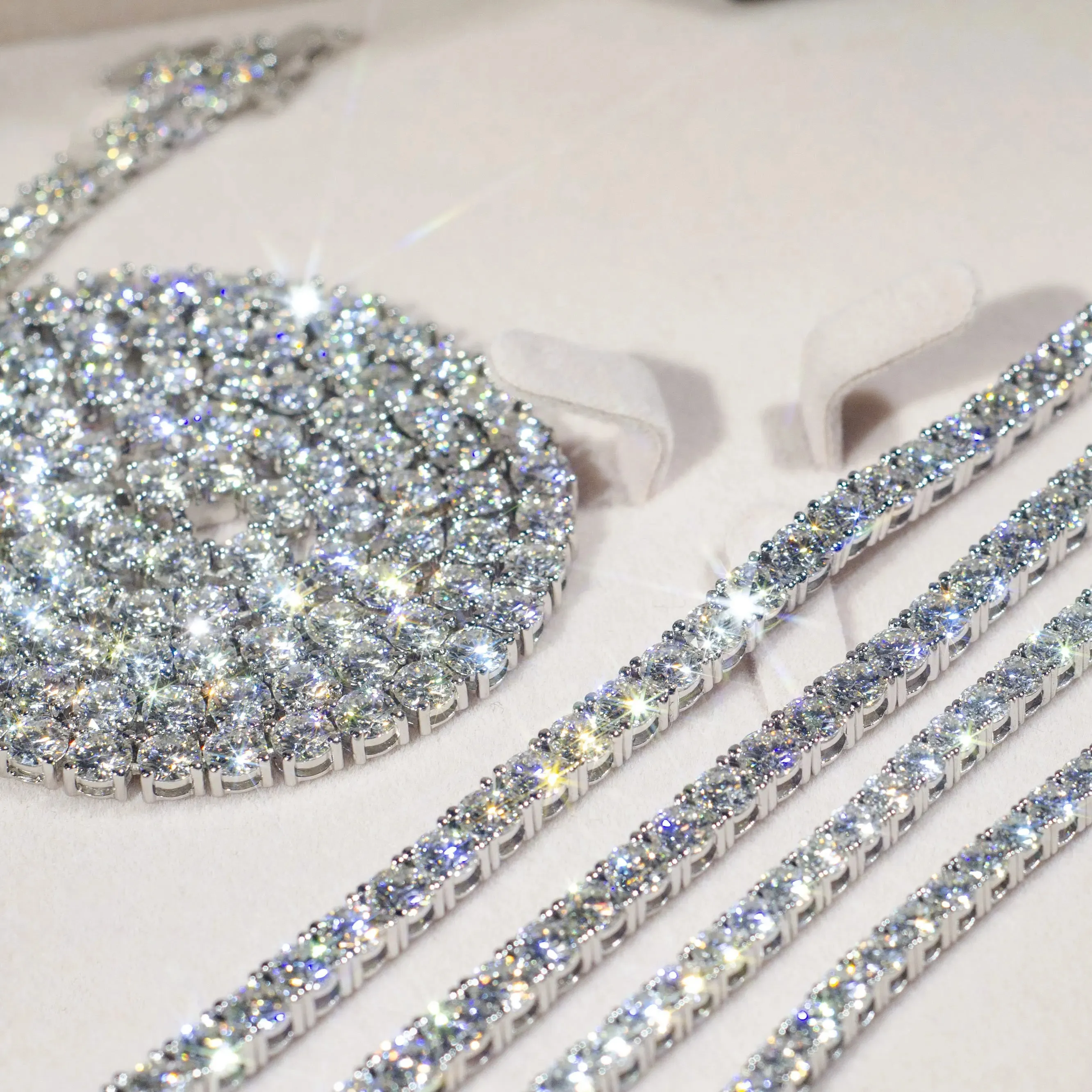 Fabrikk Engros Sterling Sier VVS Moissanite Diamant Tenniskjede Kubansk Linkkjede Dame Fine Smykker 3mm 4mm_voghion.com