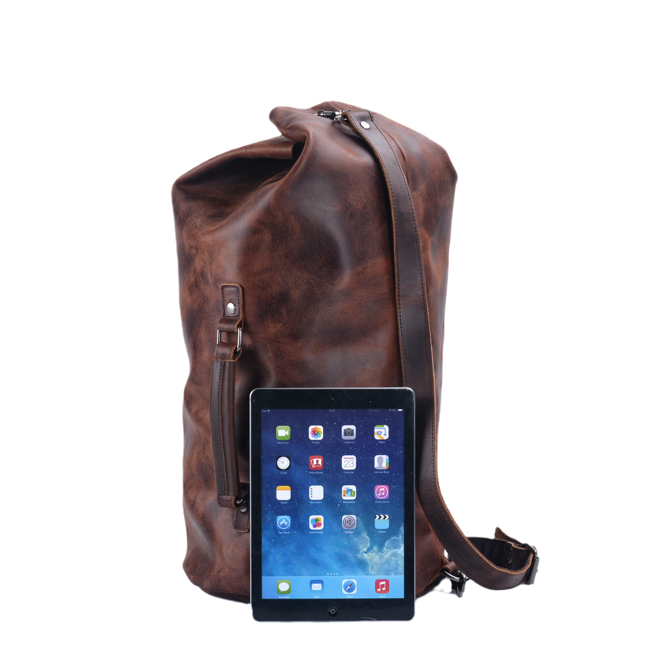2025s Neue echtes Leder Herren Outdoor Casual Bucket Große Kapazität Reiserucksack Rindsleder Wandertasche_voghion.com