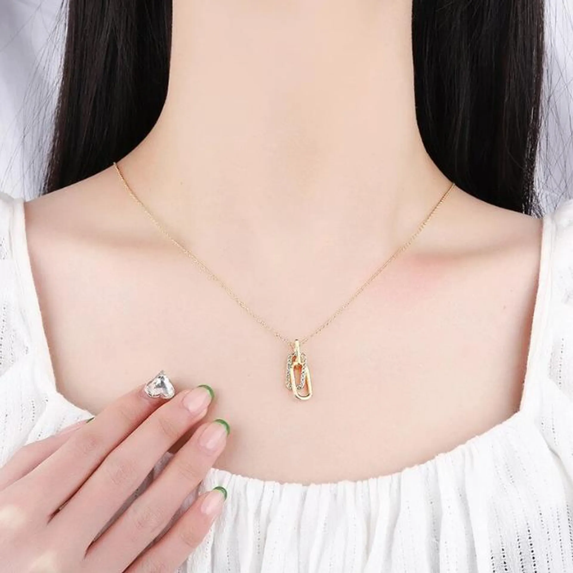 Hangerketting voor moeder en dochter met inlegwerk_voghion.com