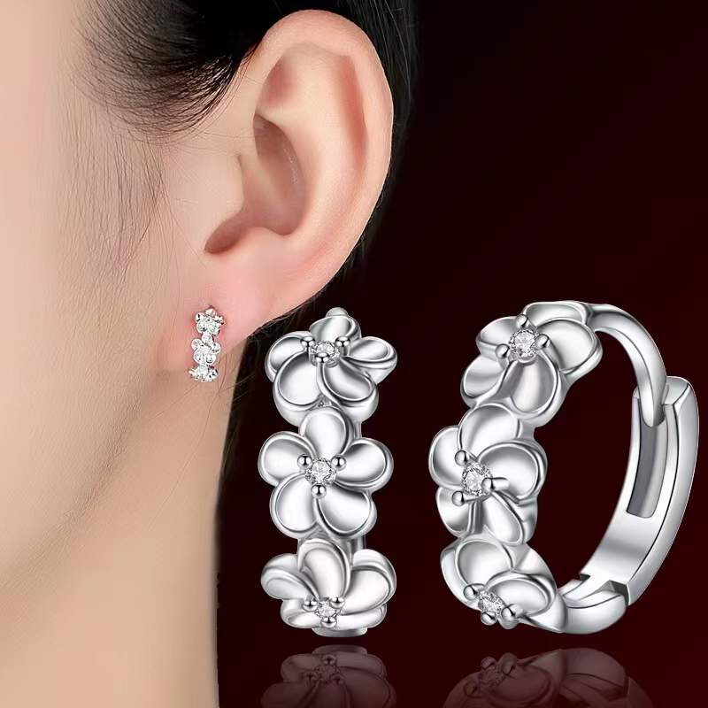 Camellia Earrings Blossom Clips Versatile Fashion Diamond-Encrusted Fresh Flower Ear Jewelry