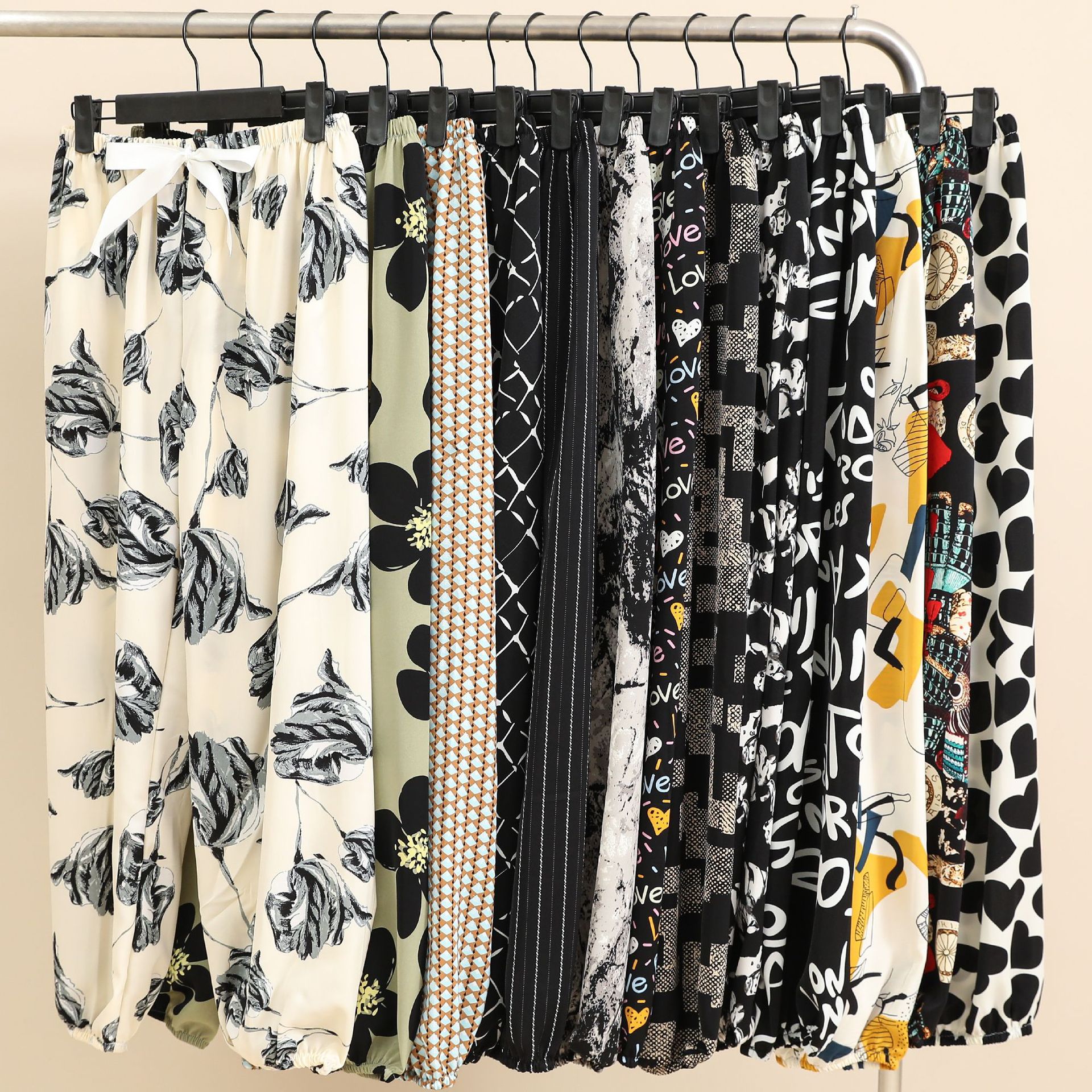 Women's Sleepwears  Thin breathable bloomers plus size loose casual ankle pants_voghion.com